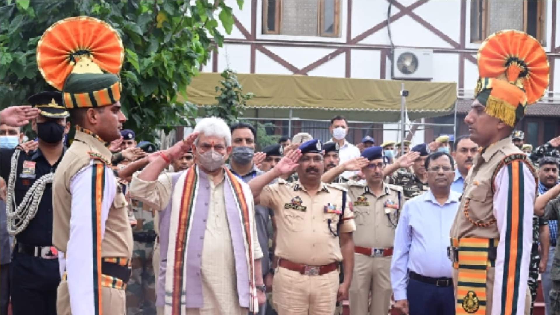 LG Manoj Sinha shouldered mortal remains of ITBP martyrs