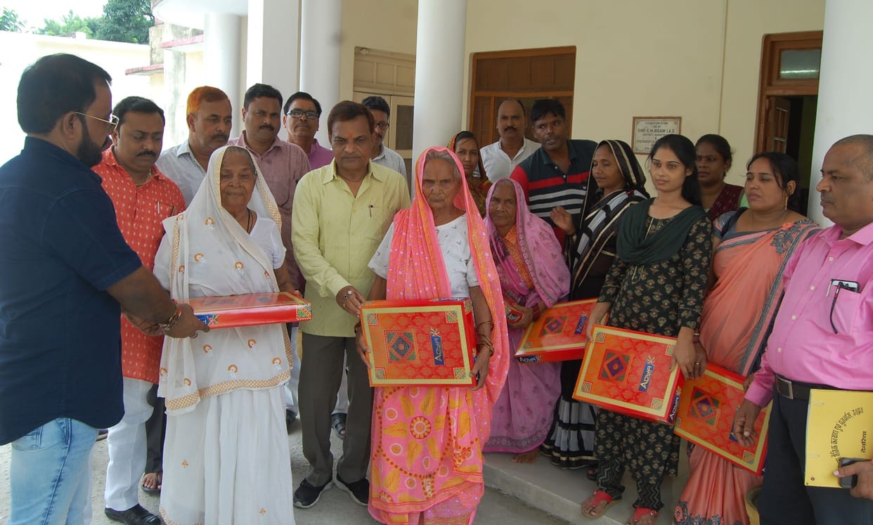 dependent of martyrs awarded