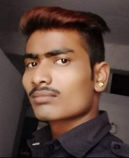 Unnao: Dead body of a young man found hanging in the house