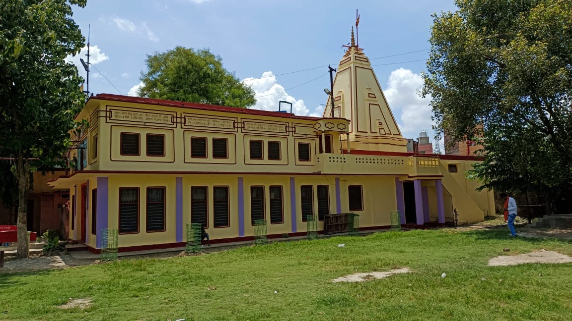 Janmashtami today, temples and pandals were decorated