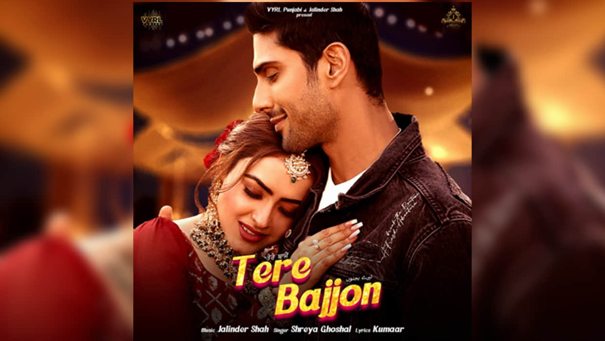 Prateik Babbar Punjabi Film Industry debut with Simi Chahal in Tere Bajjon music video, sung by Shreya Ghoshal
