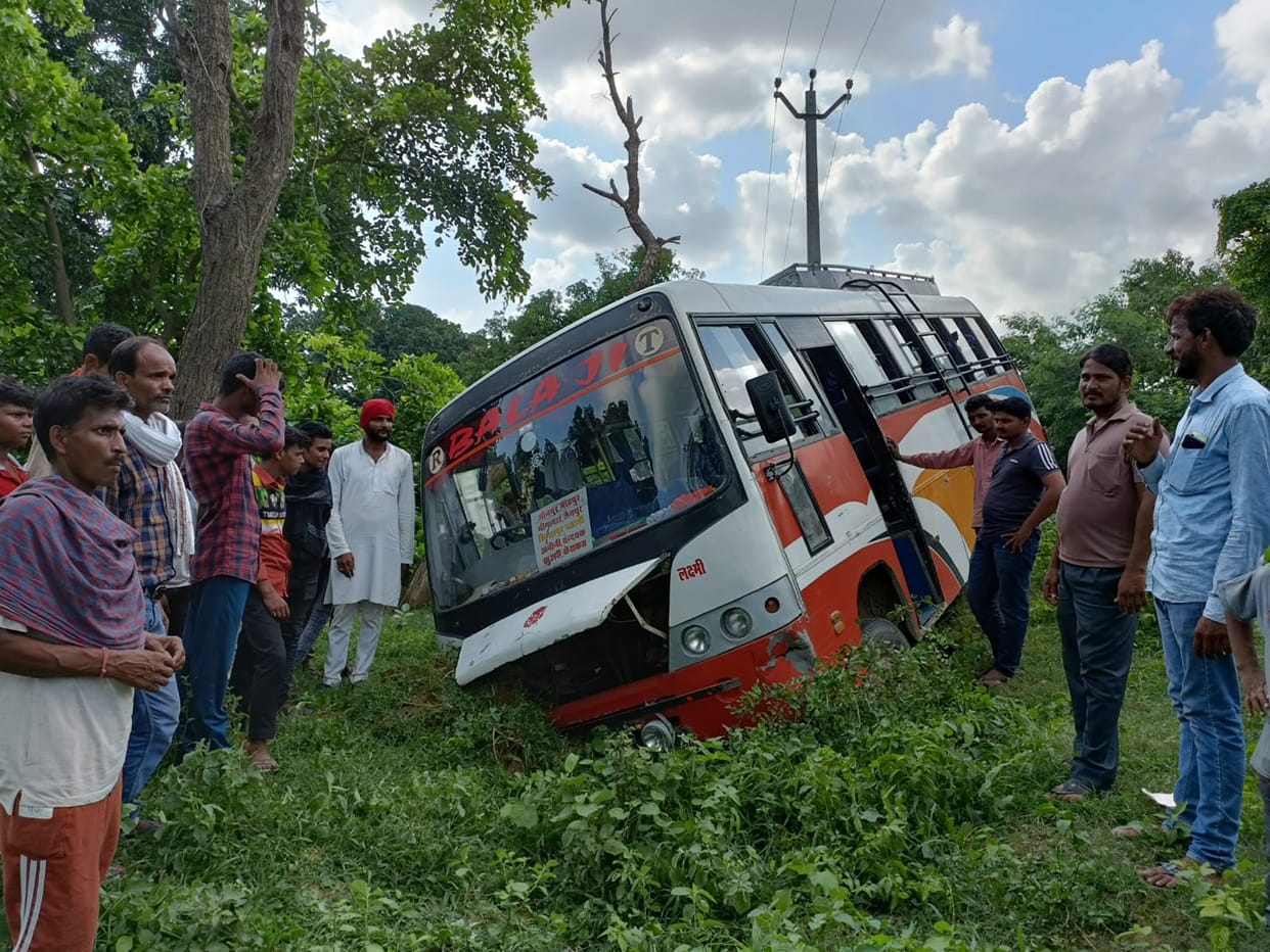 Bus overturned to save cattle narrowly escaped passengers