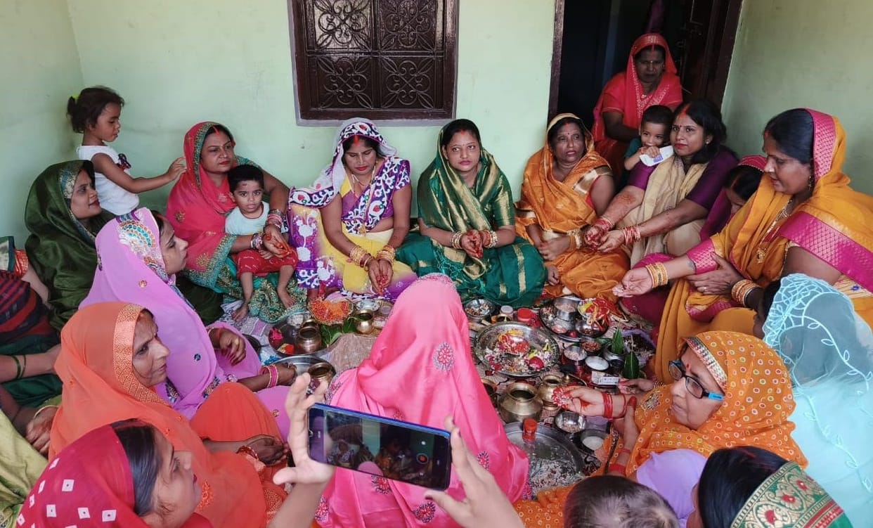 Mothers keep Halashti fast