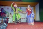 अलीगढ़ : पुलिस लाइन परेड ग्राउंड में जन्माष्टमी पर आयोजित सांस्कृतिक कार्यक्रम में प्रस्तुति दे