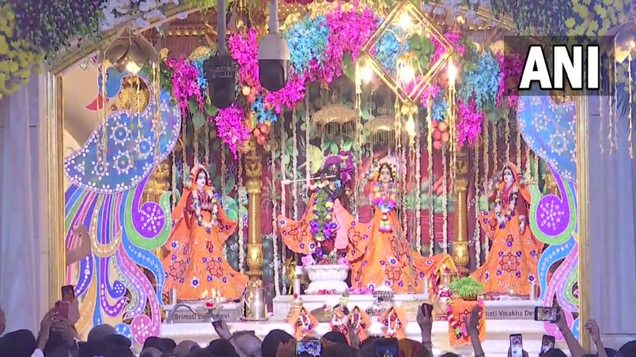 Delhi News : Temple decorated on the occasion of Krishna Janmashtami