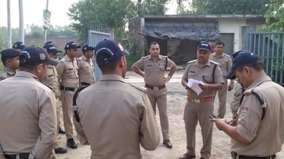 Father heart fell on son friend refused to have relationship shot at himself Laksar Uttarakhand news in hindi