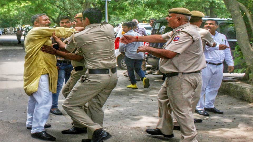 cbi raid at manish sisodia house increased security of bjp leaders residences