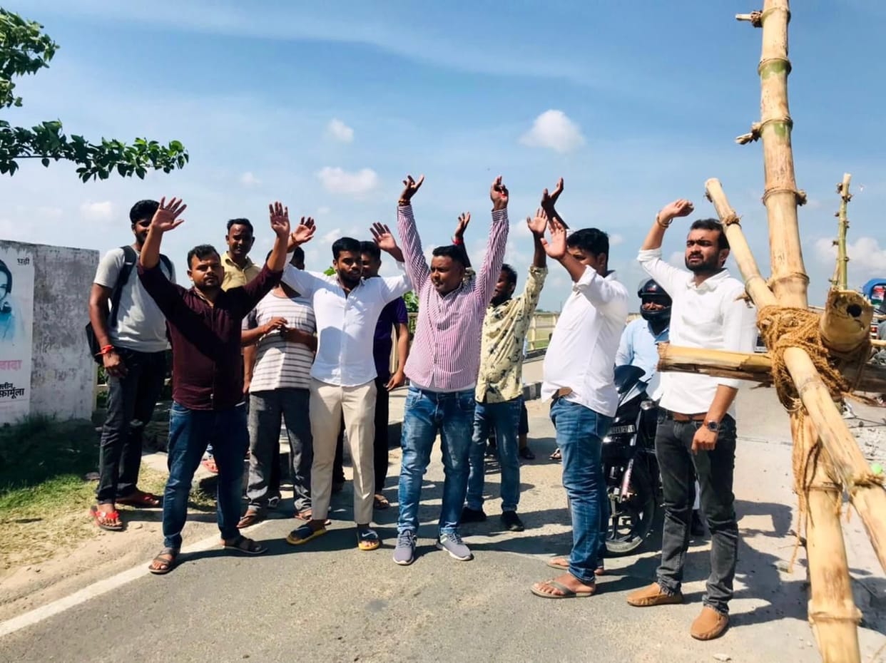 agitation against slow mentainance of bridge