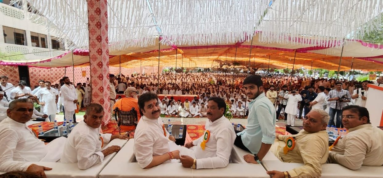 Chaudhary Devi Lal and Bhajan Lal families on one platform today, will win bypolls with record votes: Kuldeep Bishnoi