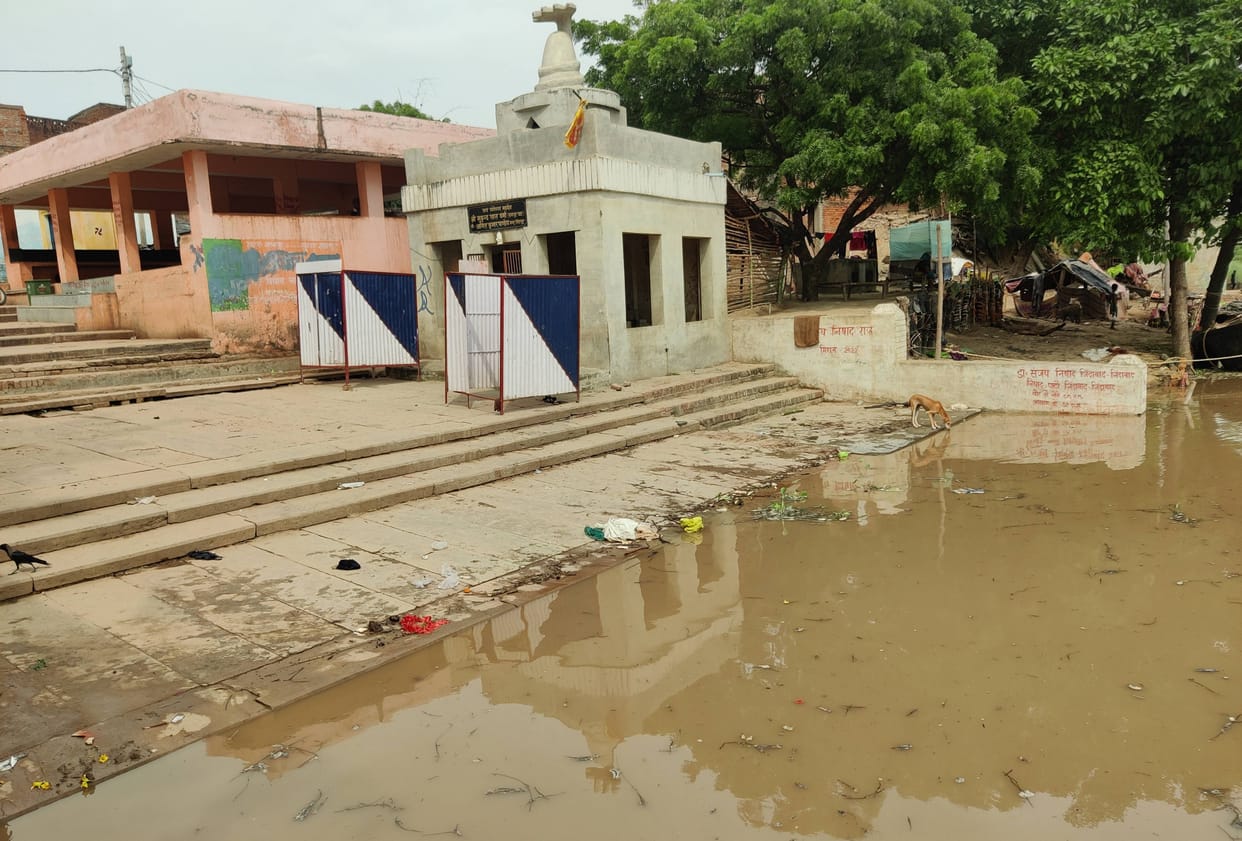 Ganga in spate, ban imposed on boat operation