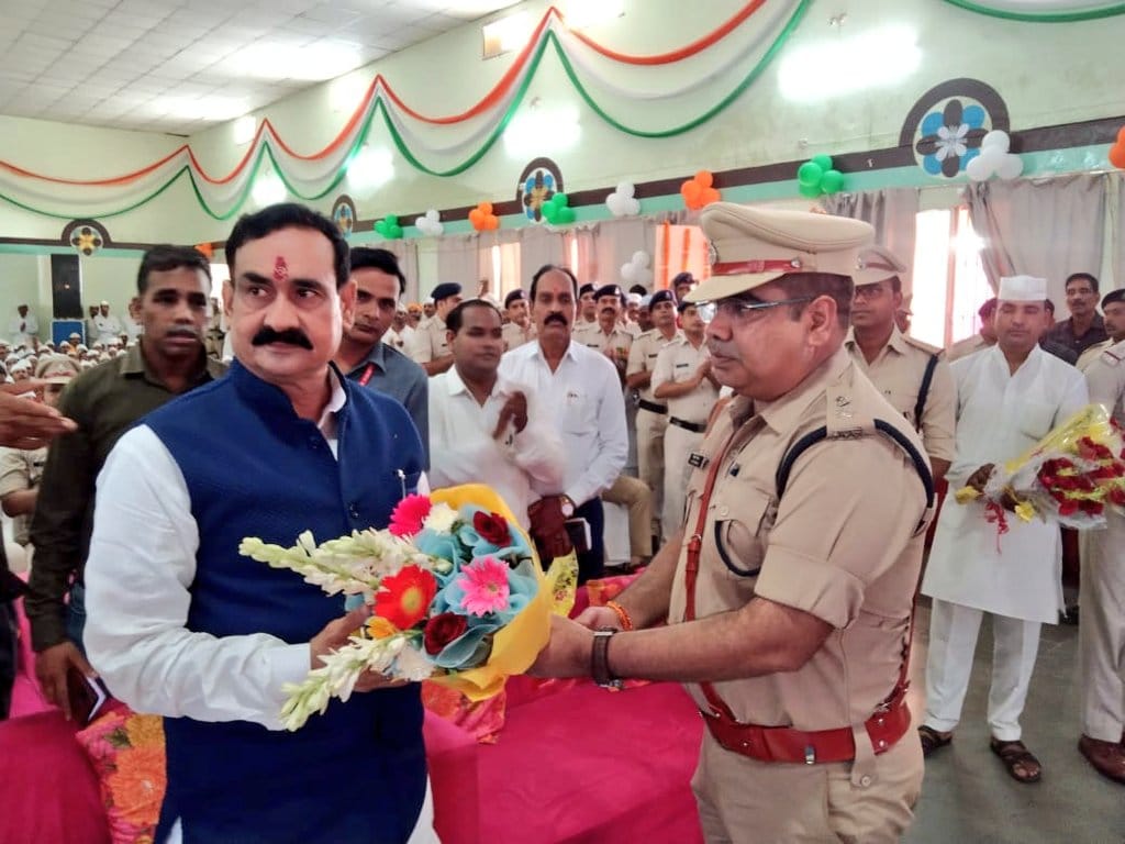MP Minister Narottam Mishra announces a one-month remission of prison sentences