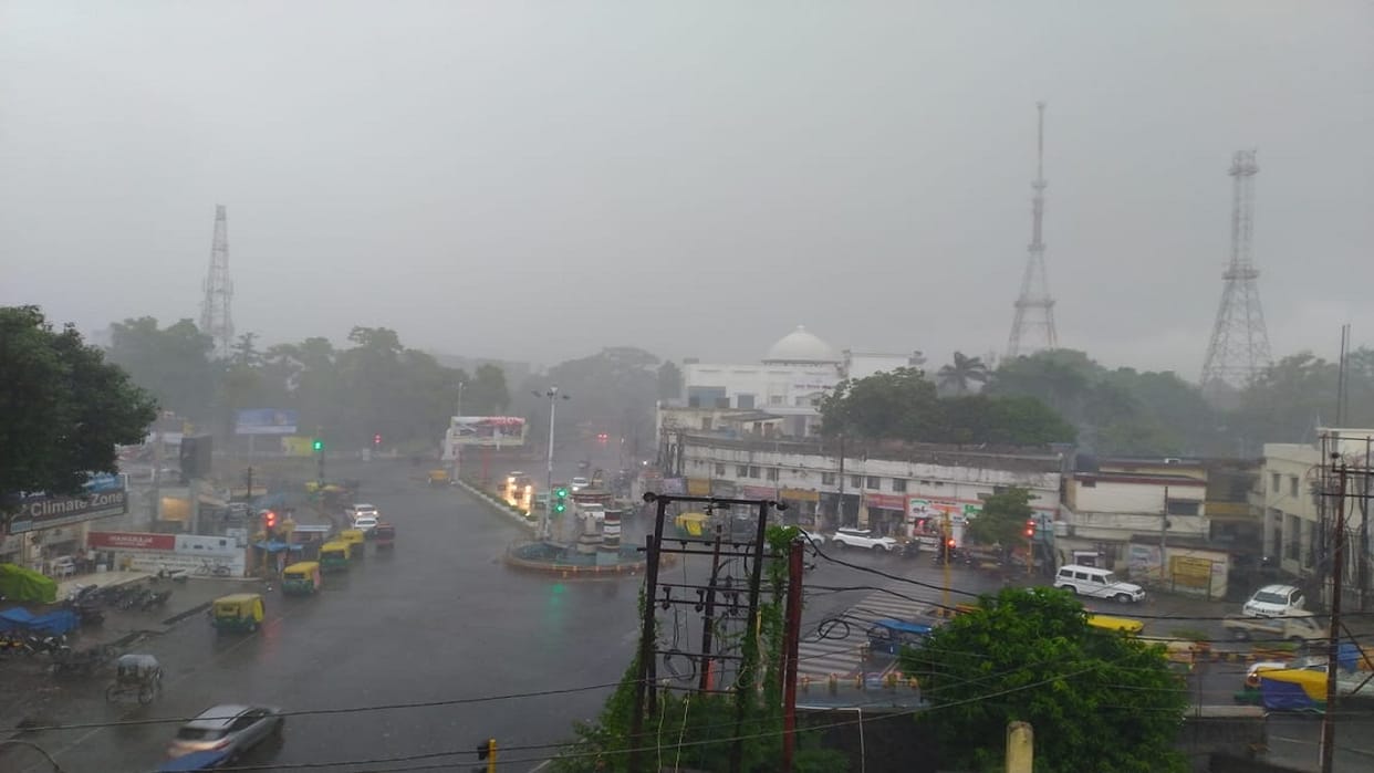 Gorakhpur Weather Report About 32 mm in Gorakhpur on Friday it rained