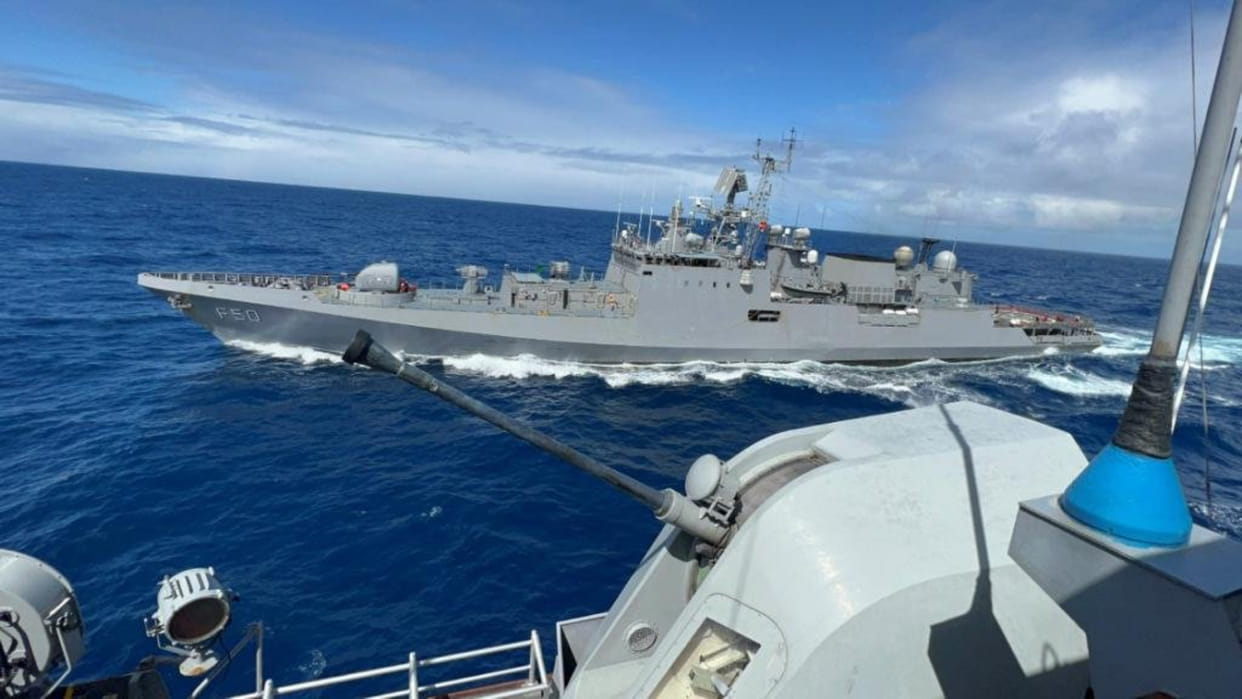 Sri Lanka India discuss common maritime challenges faced by their navies in Indian Ocean