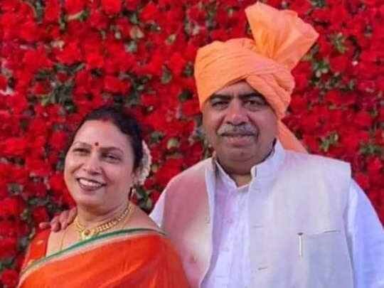Minister Rakesh Sachan's wife was trapped in stamp theft, the collector has ordered a re-investigation