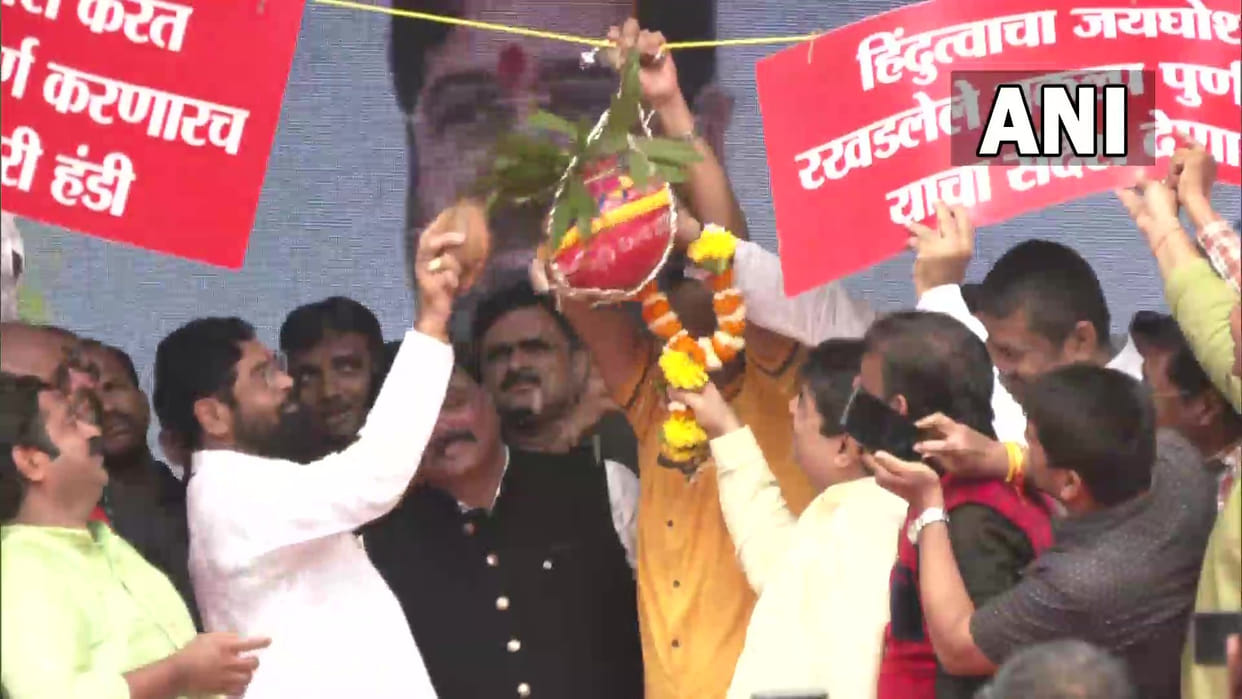 Maharashtra Dahi Handi festival kicks off 24 injured during matki bursting competition Updates