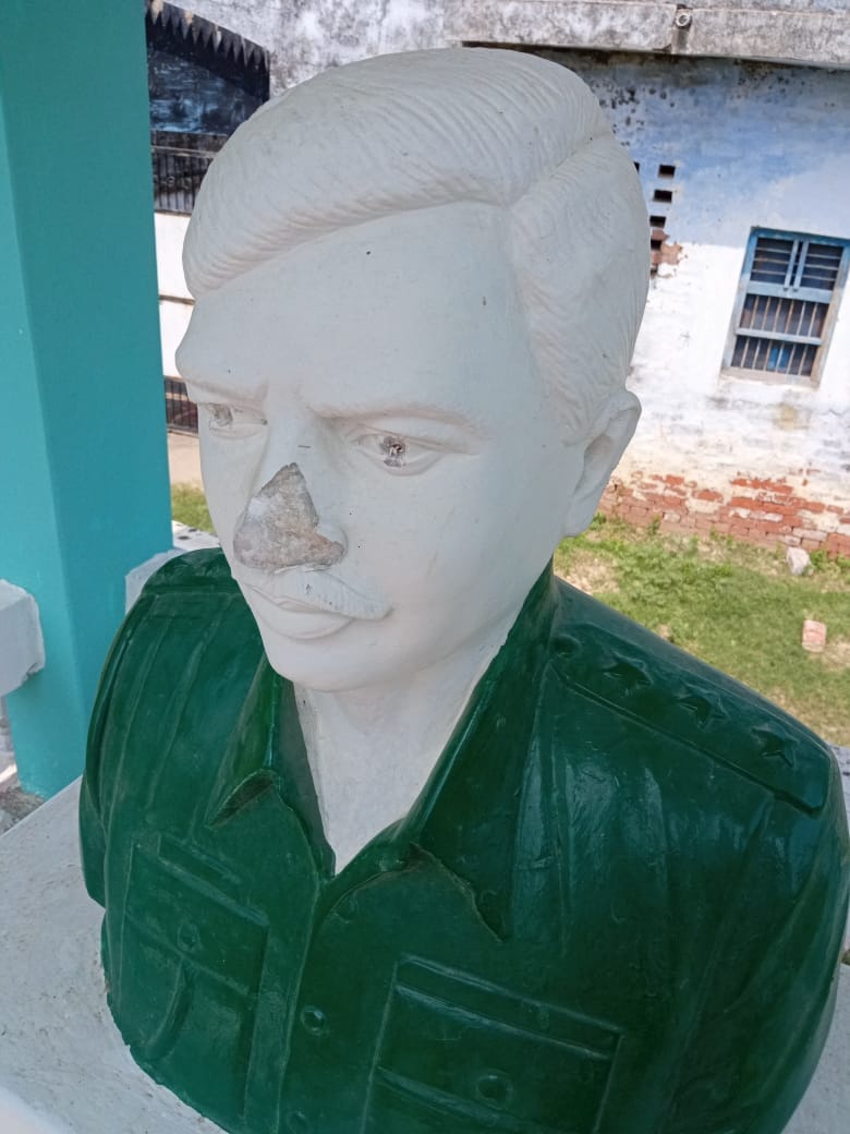 Case filed against those who damaged the statue of martyr Major