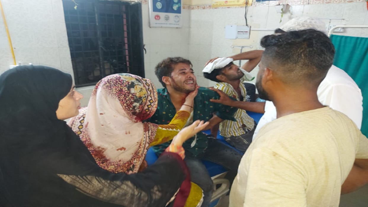 Nine people injured including women in conflict of two sides in Meerut
