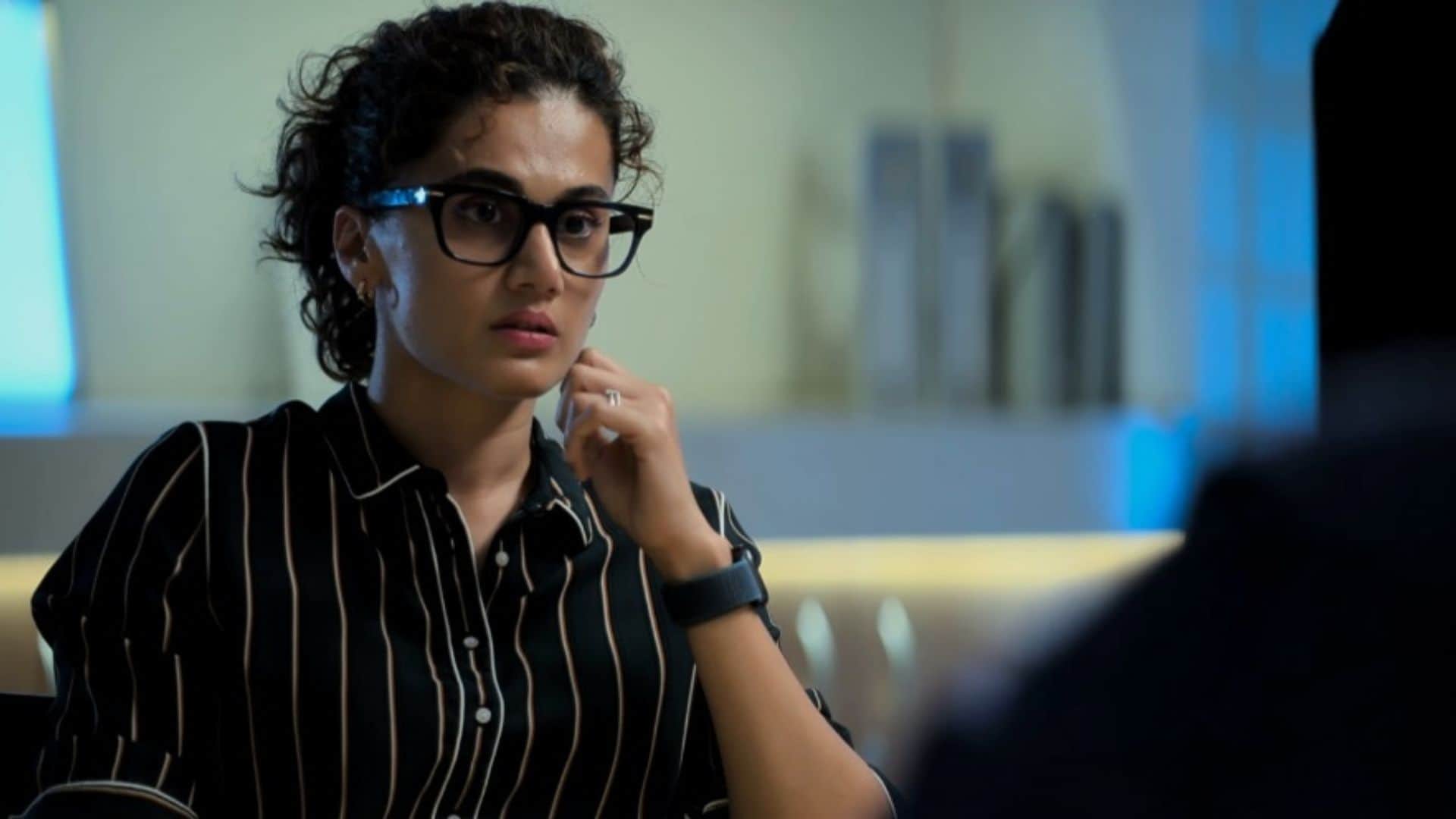 Taapsee pannu anurag kashyap movie Dobaaraa Opening Day Advance Ticket Booking report