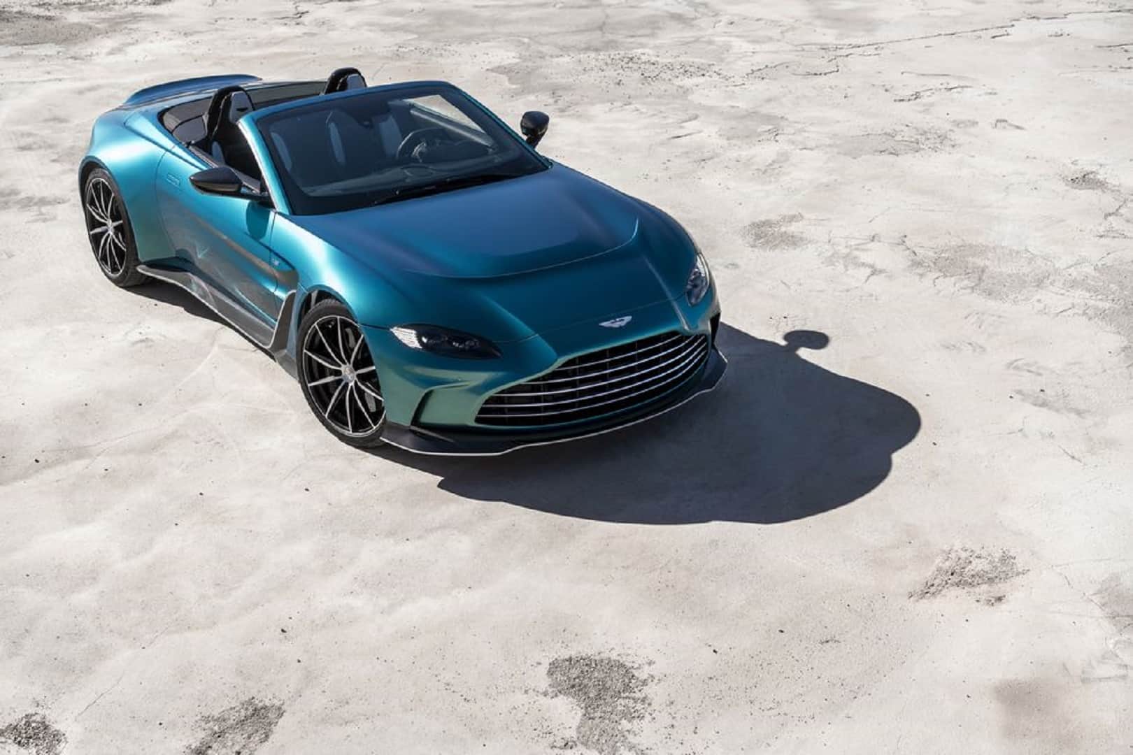 2023 Aston Martin V12 Vantage Roadster Revealed Officially Know Specifications Features News in Hindi