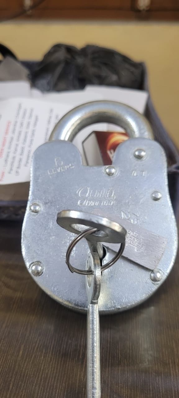 Aligarh: Even today the lock in 'Kanha ki Jail' made by hand