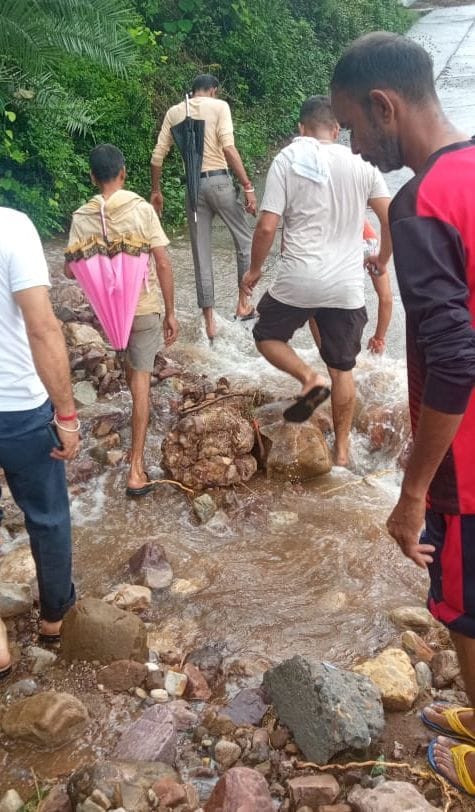 Landslides in villages, administration got three villages evacuated