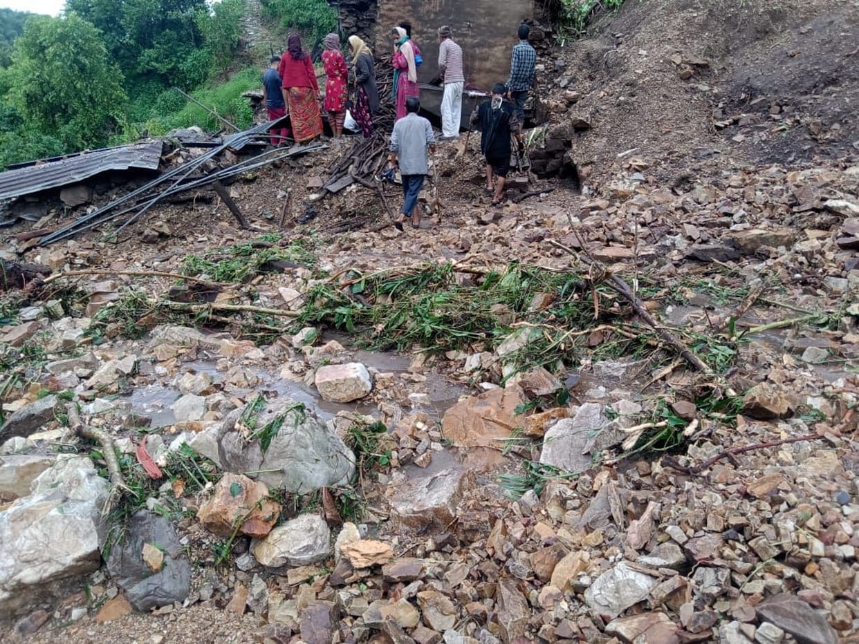 Cloudburst in Uttarakhand NewTehri Seven members of family buried under rubble