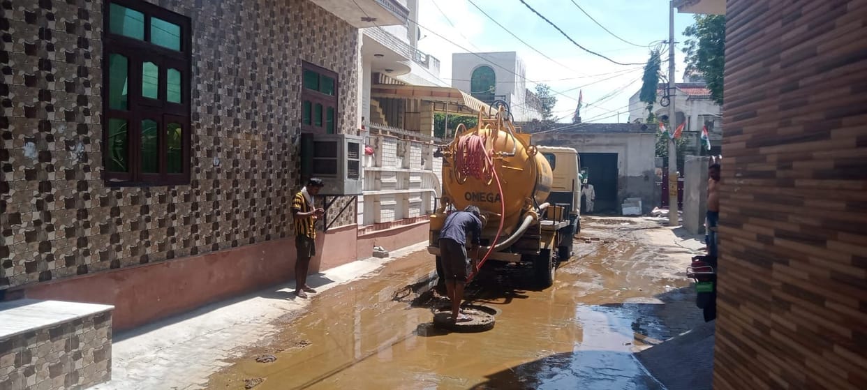 The work of cleaning the sewers went on throughout the day