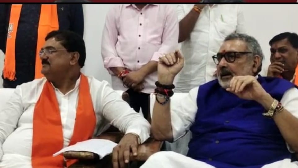 Chhindwara: Giriraj's counterattack on Nakulnath, said- I do not take name, which is on the father's legacy