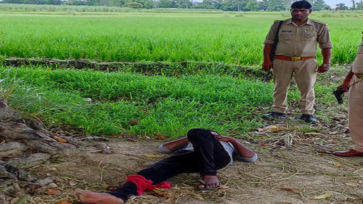 Case of dead body found in sugarcane field Police encounter with the accused