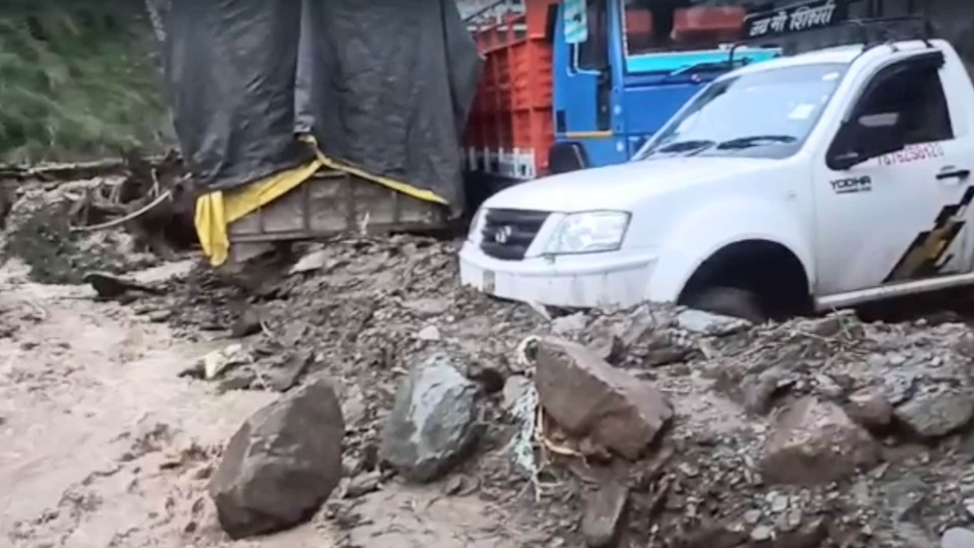 Cloud burst, Heavy rain wreaked havoc in Himachal, many people missing, see the devastation in pictures