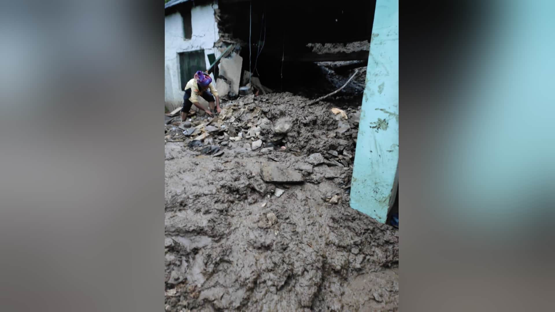 Cloudburst Caused Floods in Himachal and Uttarakhand Bridge Collapse and Highways Closed, UP Flash Flood News