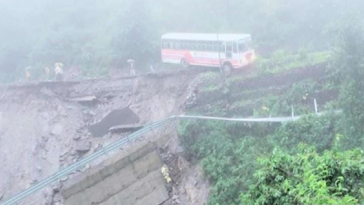 Himachal Weather, Record of heavy rain in 64 years broken in Himachal's Dharamsala