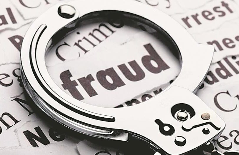 Chinar Builder's operator arrested for fraud of Rs 100 crore, had sold the mortgaged property in the bank.
