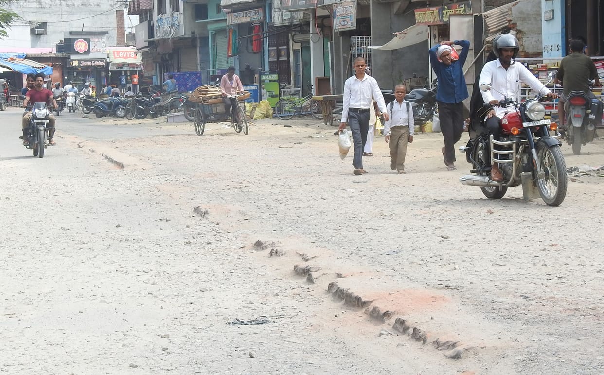 road not built, travellers unhappy