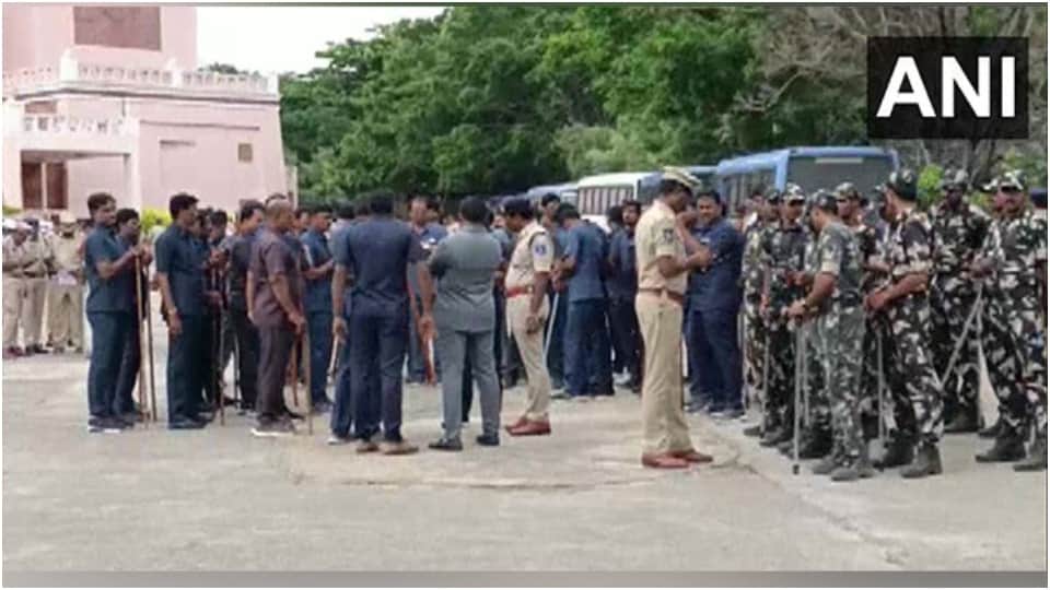 Heavy security deployed at the venue of comedian Munawar Faruqui show in Hyderabad
