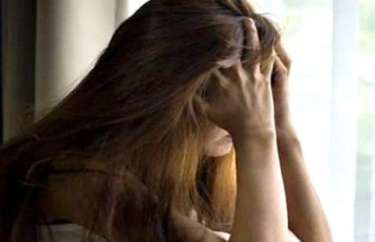 Teenager Girl Molested By Cousin In Gwalior MP Molestation Video Viral