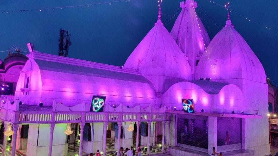Janmashtami will be celebrated tonight at Nandbaba temple in Nandgaon Mathura