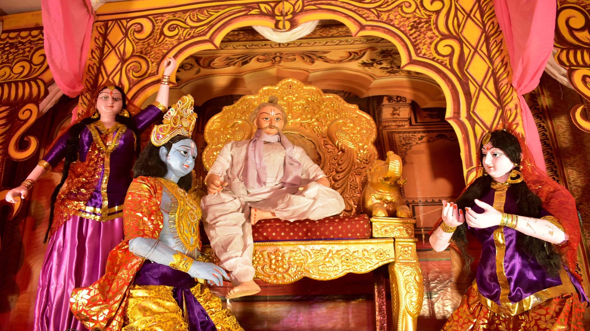 Janmashtami 2022 Crowd gathered to see Kanha