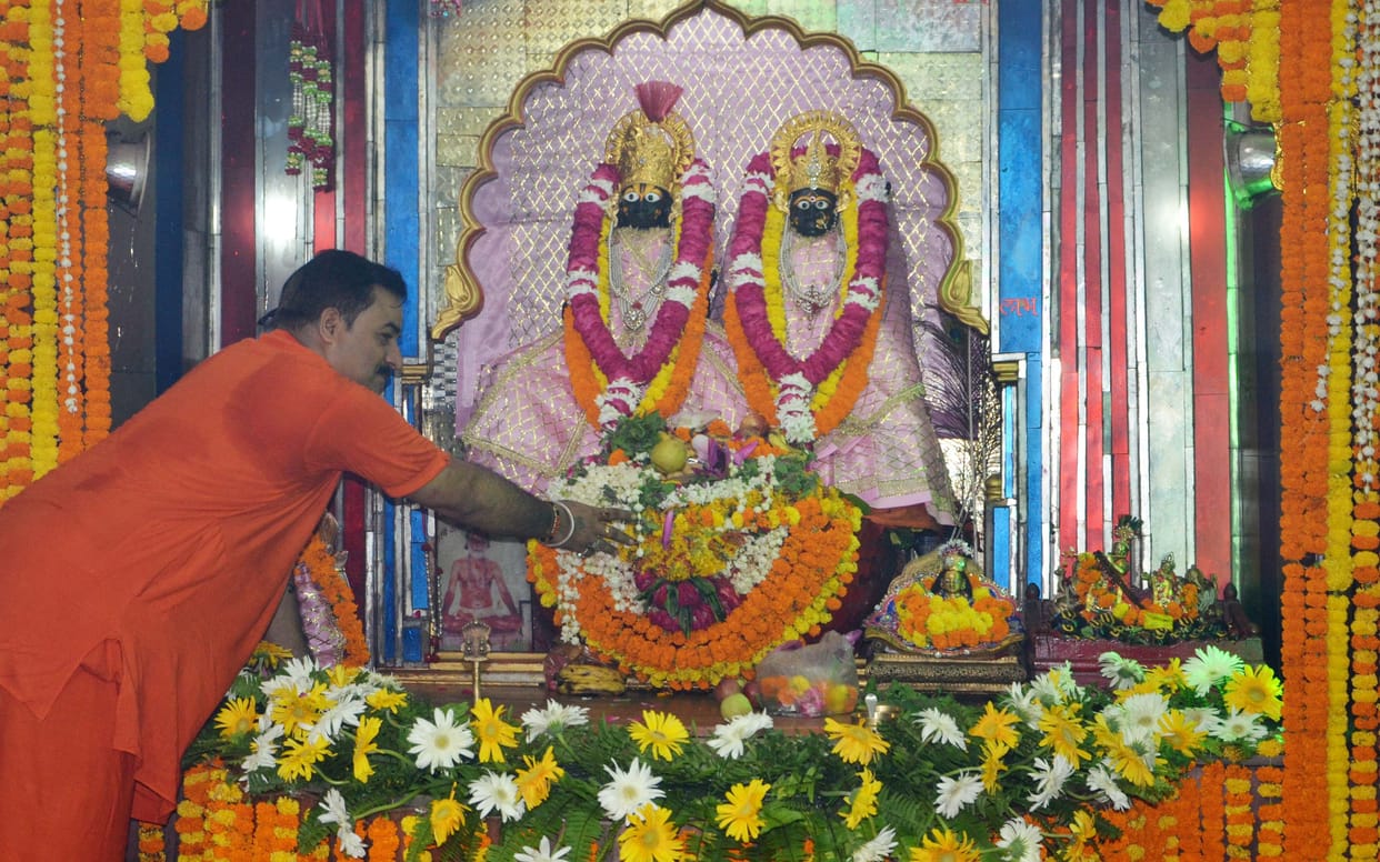 Janmashtami 2022 Crowd gathered to see Kanha