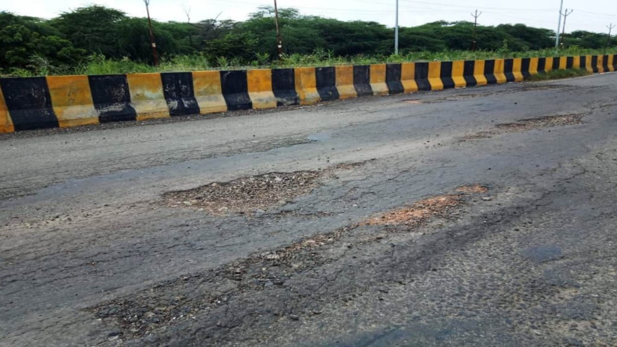 Construction of 47 roads start soon in Hathras