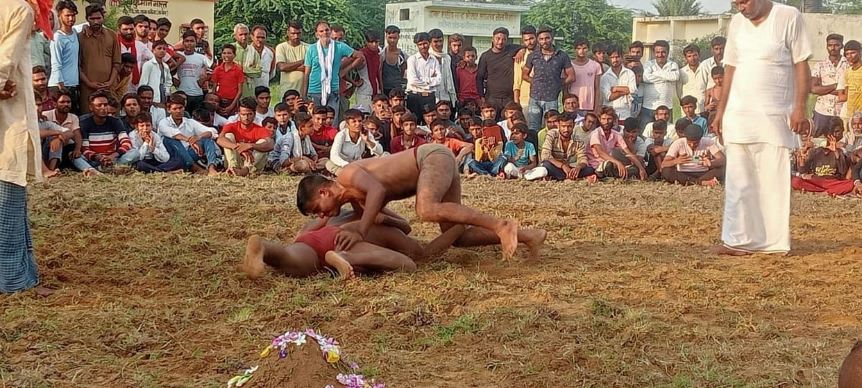Shailendra of Kanpur defeated Brijesh of Hamirpur