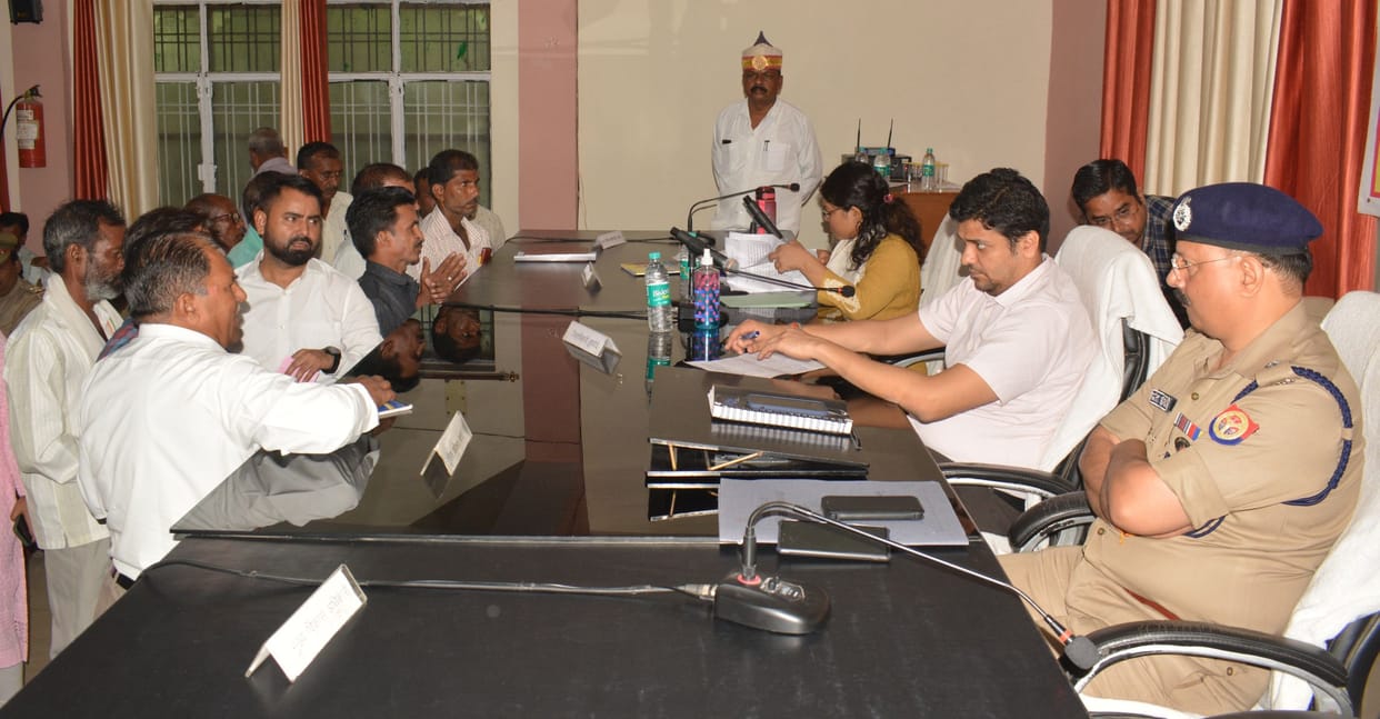 Hardoi, Unfortunate to not get government land encroachment free: DM