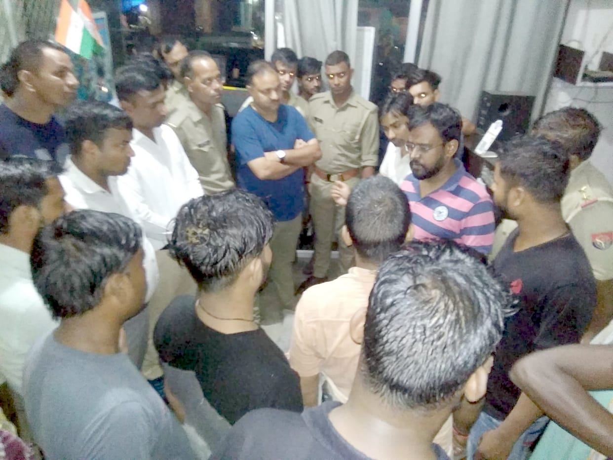 The relatives of the deceased created a ruckus in the hospital
