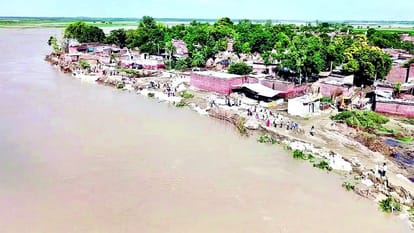 Ganga Water Level LIVE Decrease in the water level of Ganga but now another big problem started in varanasi
