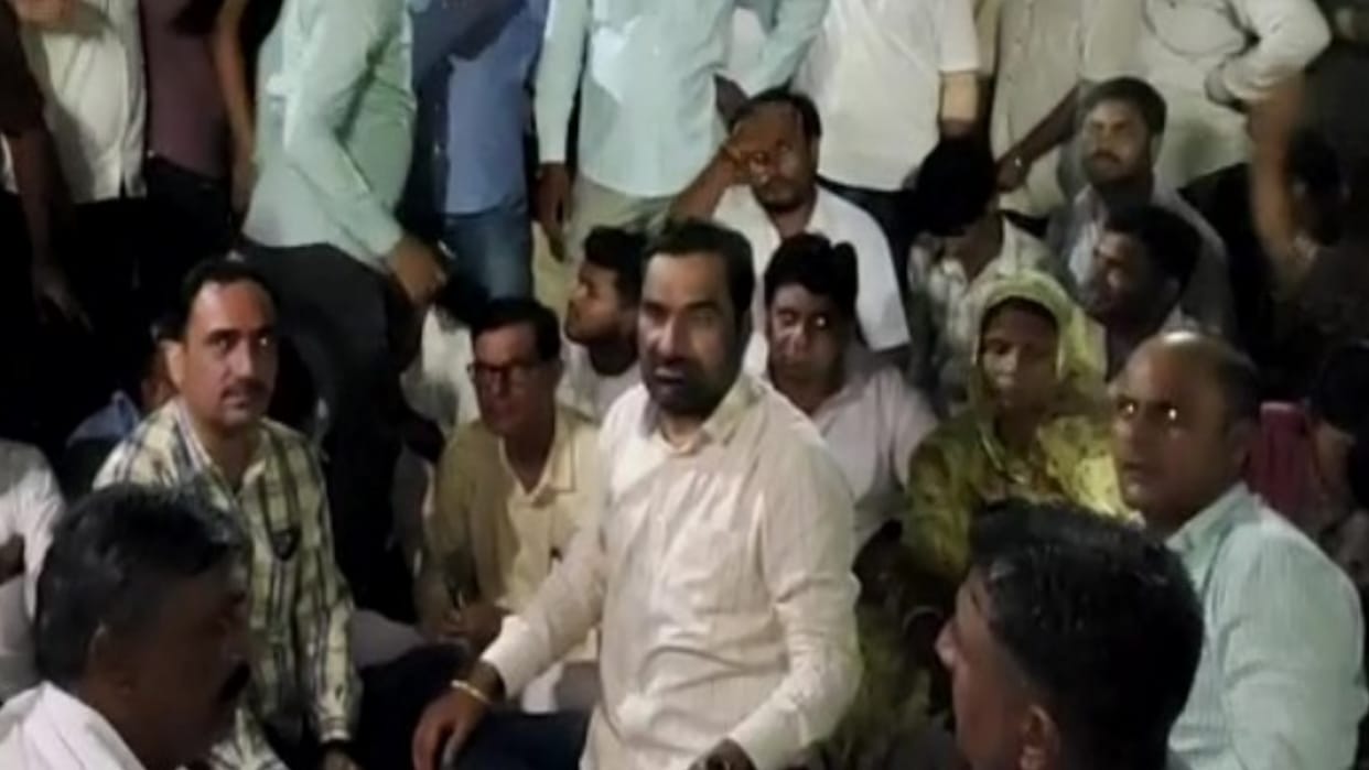 Hanuman Beniwal sat on dharna Jalore Dalit Student death case
