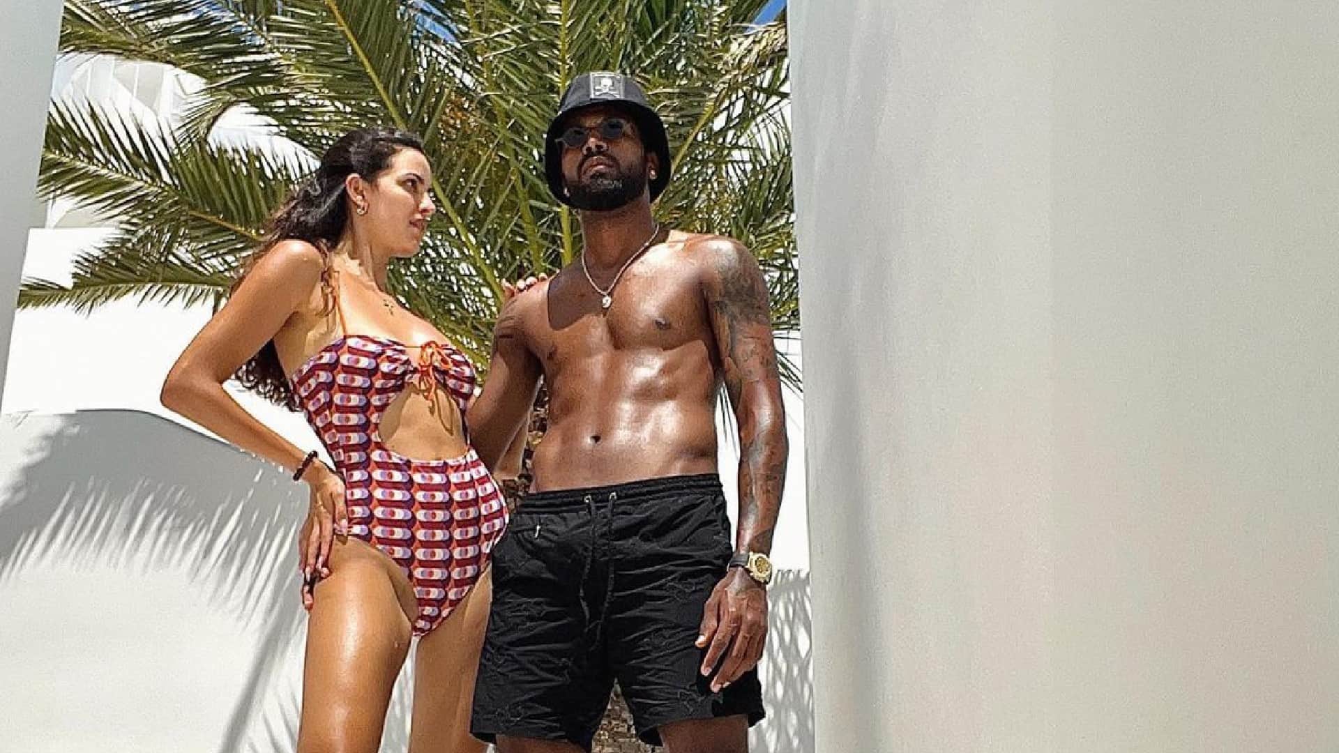 Indian Cricketer Hardik Pandya Shares Glamorous photos with natasa stankovic