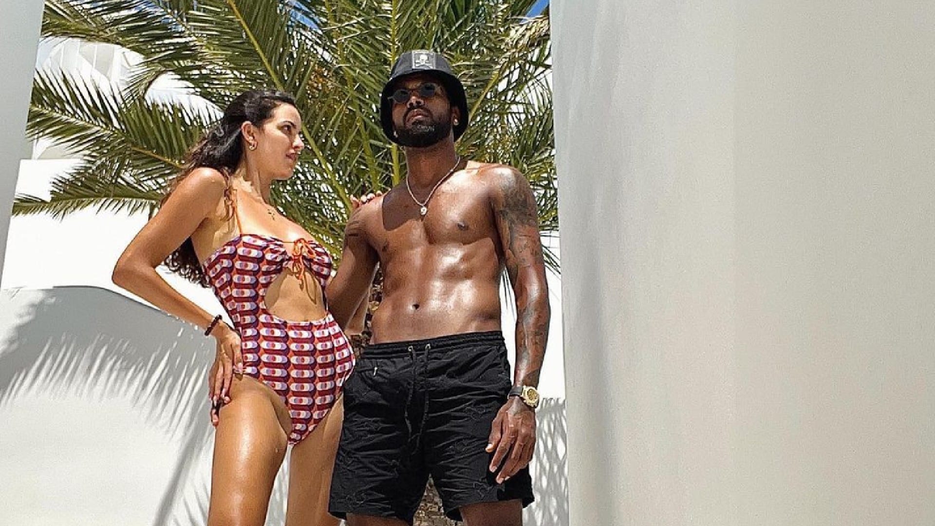 Indian Cricketer Hardik Pandya Shares Glamorous photos with natasa stankovic