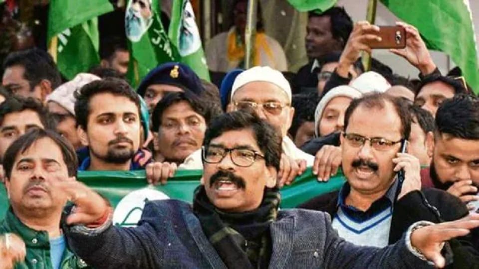 Jharkhand Political Crisis, Hemant Soren Meeting, 11 mla Absent