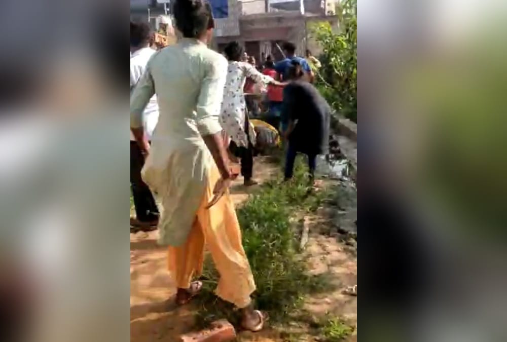 Roorkee Crime News: Bloody Conflict between two groups and Panic after Stone pelting in jhabrera village