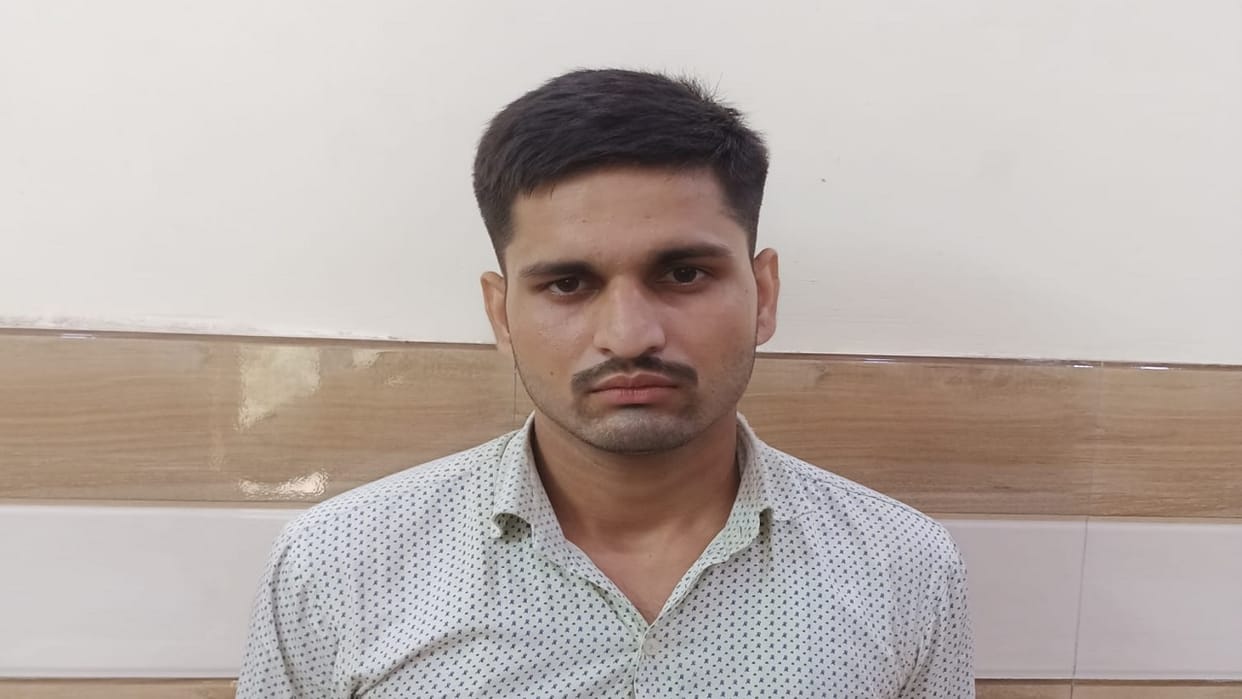 Forest Guard exam A solver from Firozabad caught in forest guard exam in Moradabad case registered